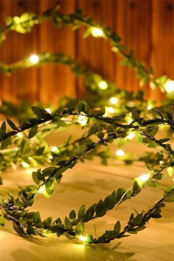 Yapraklı Dekorlu 3 Metre Peri Led Pilli  Işık Yılbaşı Aydınlatma (K0)