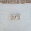 Yenidoğan Beyaz Wool Yün Kumaş Taç Nakışlı Trilüks Kundak Bebek Battaniyesi - Görsel 5